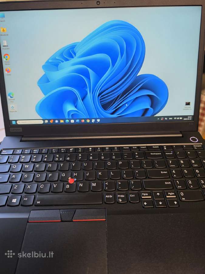 Lenovo Thinkpad E15. i5- 10210u. 16/256 GB.