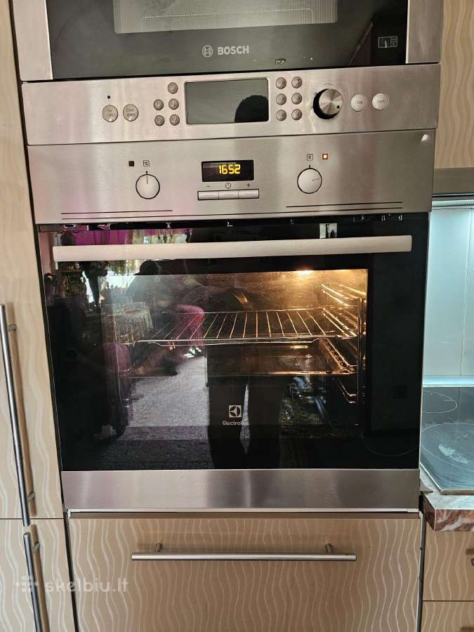 Įmontuojama orkaitė Electrolux