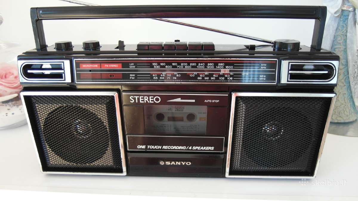 Magnetola Sanyo M9703l