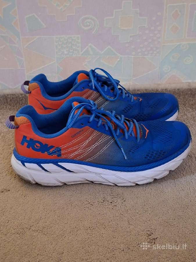 Hoka Clifton 6