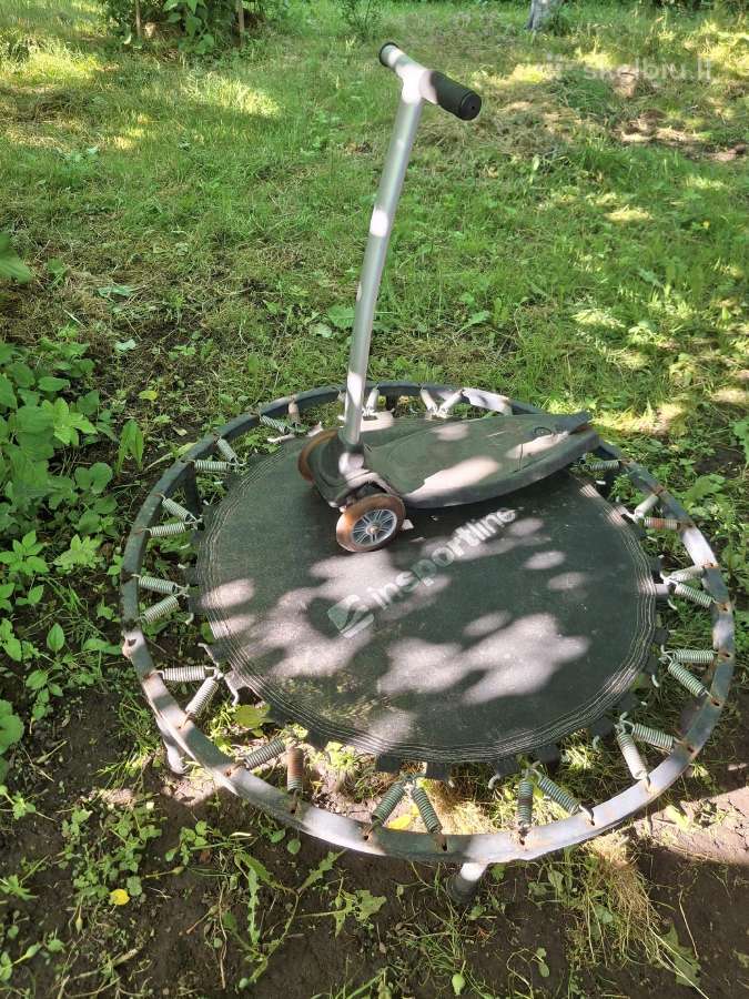 Vaikiškas paspirtukas, batutas