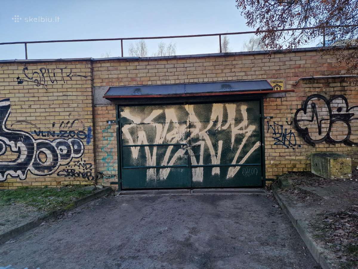 Išnuomojamas garazas Viršulikių g. 95a