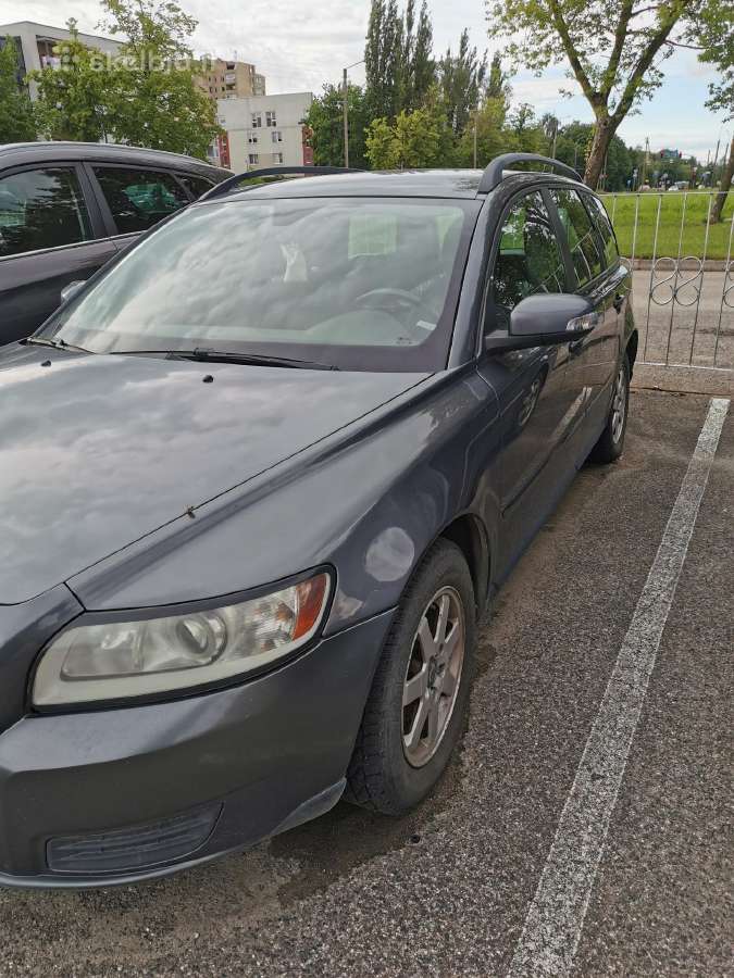 Volvo V50, su variklio defektu. - nuotraukos Nr. 2
