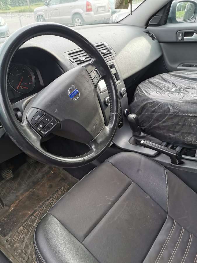 Volvo V50, su variklio defektu. - nuotraukos Nr. 4