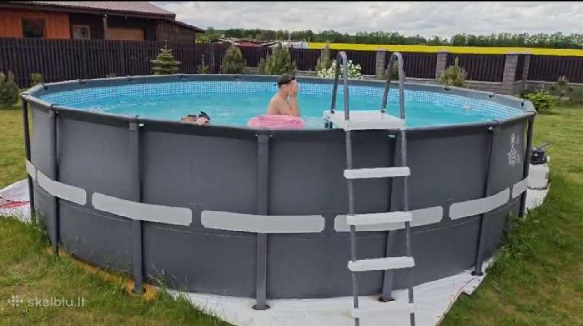 Baseinasintex Ultra XTR 549x132cm