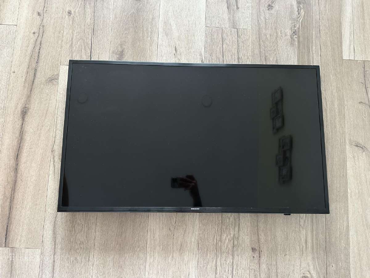 Samsung – 43 (108cm) 4k Smart TV