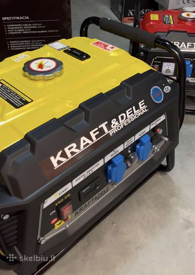 Vienfazis elektros generatorius 3500w su LCD Kd149