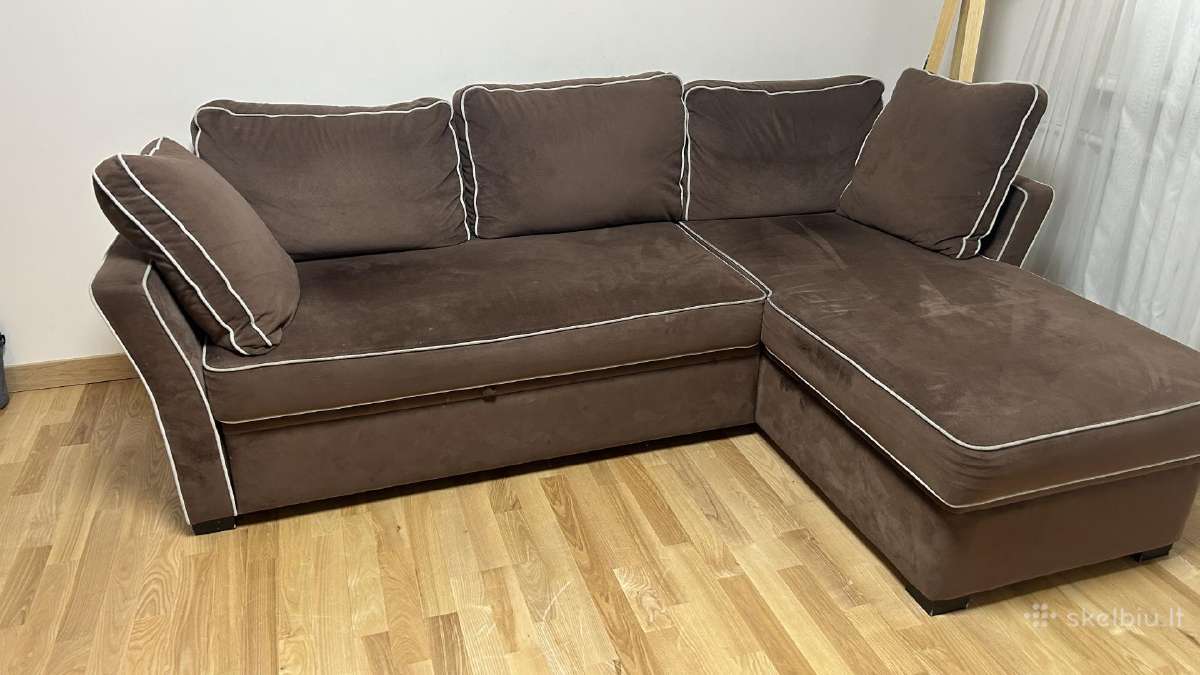 Parduodama sofa-kampas