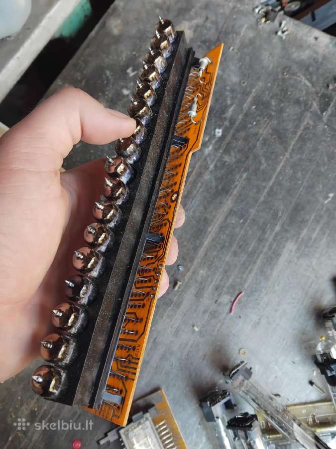 Lempinai laikrodziai ir pns. - nuotraukos Nr. 25