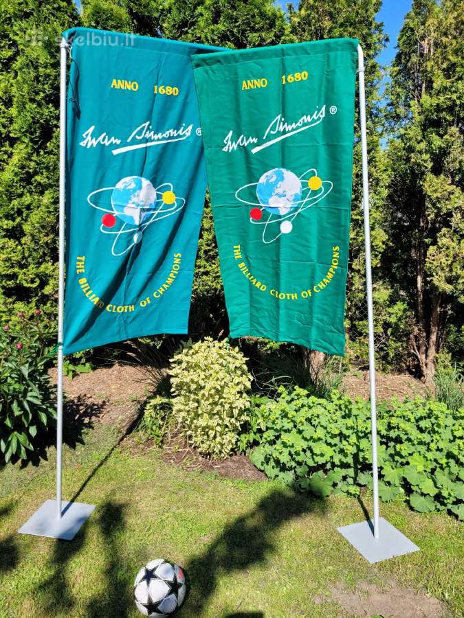2 reklaminiai stovai h 2,50 m, plotis 80 cm
