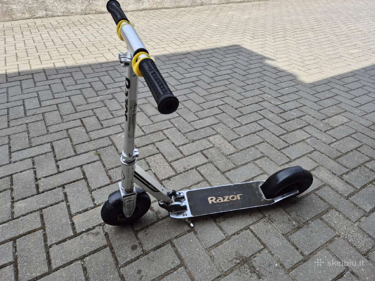 Razor A5 paspirtukas