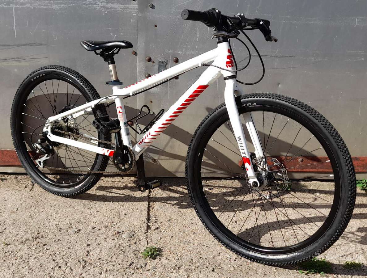 White 24"