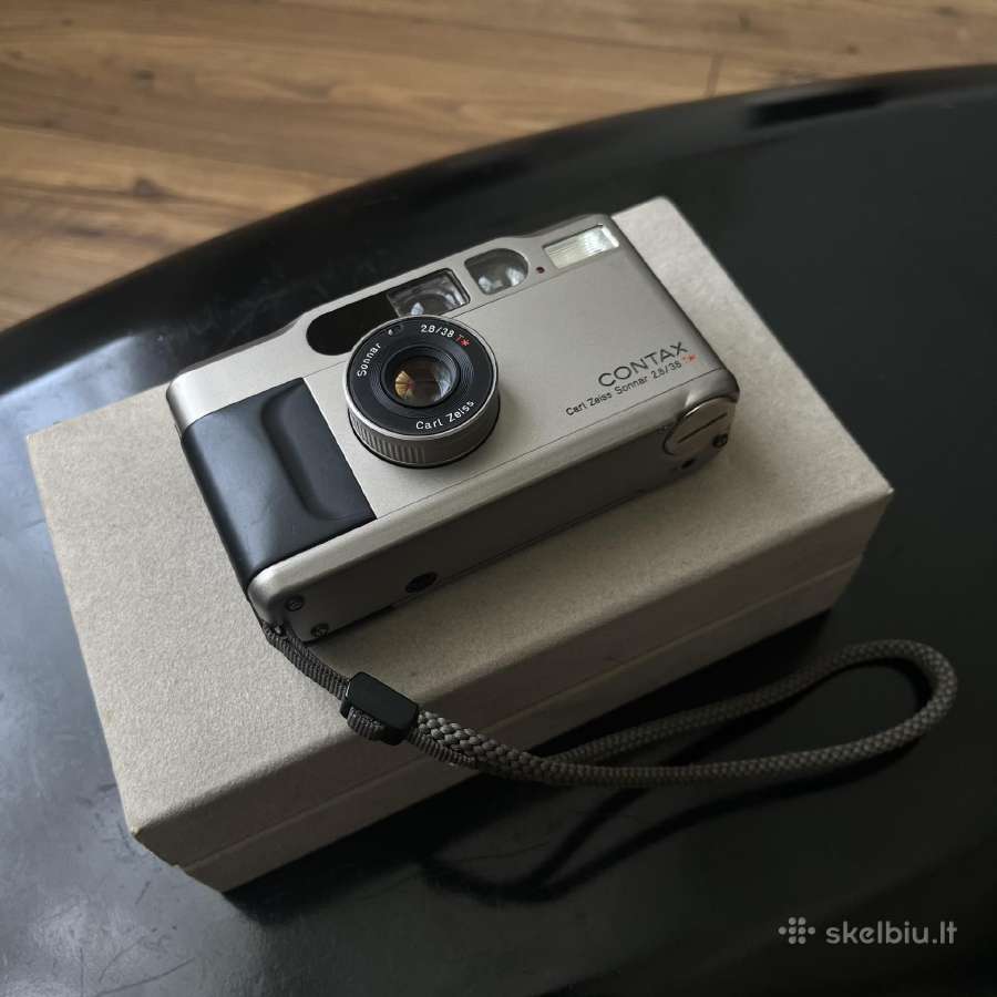 Contax T2