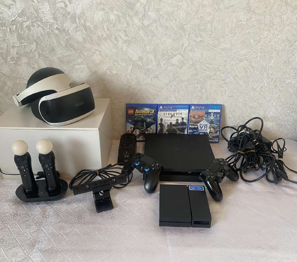 Parduodu pilną Ps4 + Vr komplektą