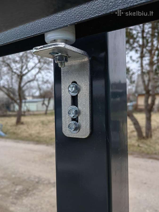 Stumdomi kiemo vartai Atveriami kiemo vartai Tvora - nuotraukos Nr. 22