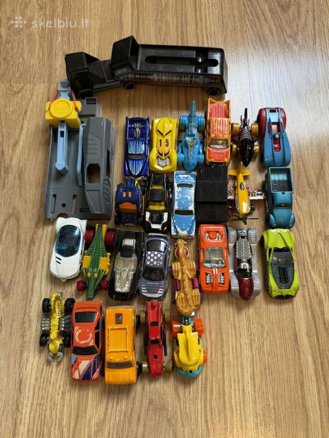 Hot Wheels mašinytės