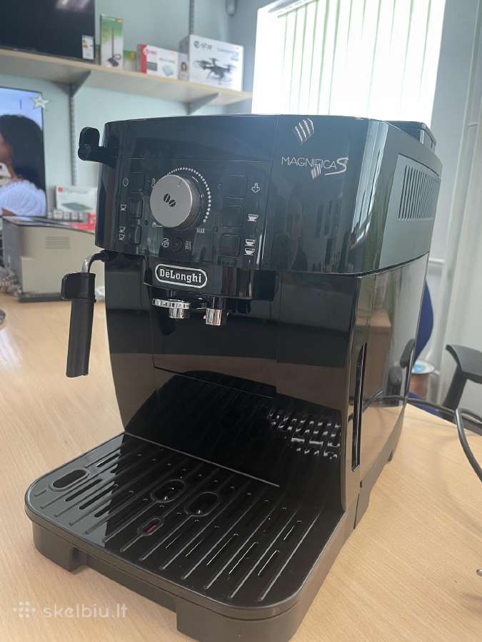 Kavos aparatas Delonghi Magnifica S - nuotraukos Nr. 2