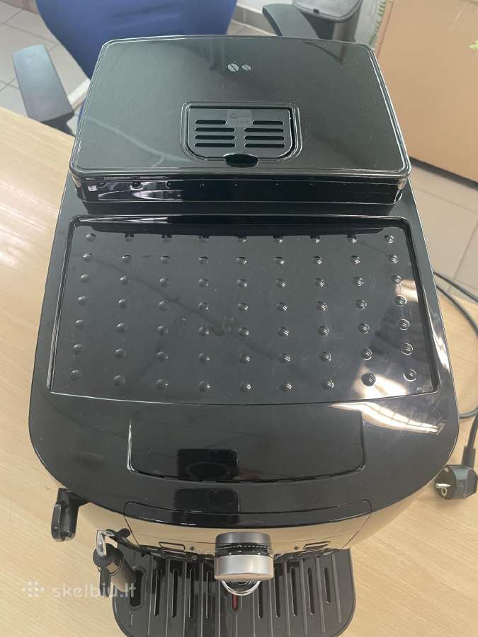Kavos aparatas Delonghi Magnifica S - nuotraukos Nr. 3