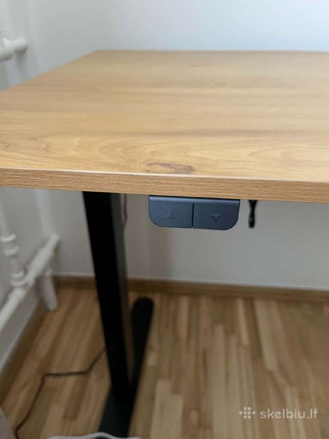 Elektrinis reguliuojamo aukščio stalas - nuotraukos Nr. 3