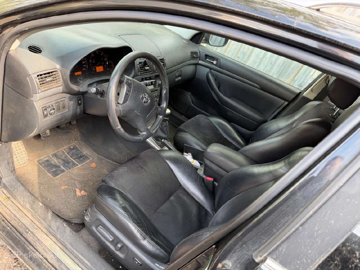 Toyota Avensis (med-2) - nuotraukos Nr. 5