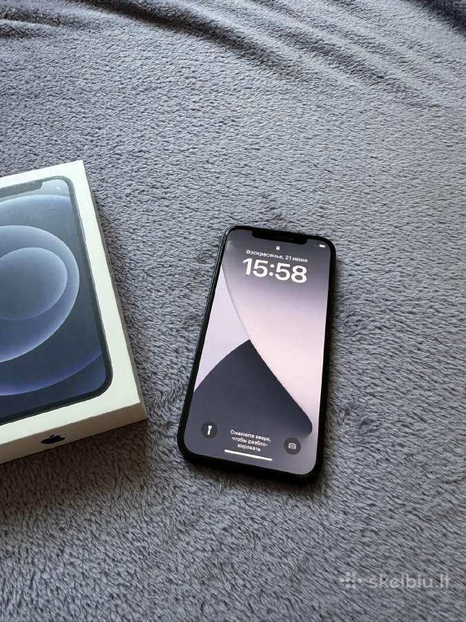 iPhone 12