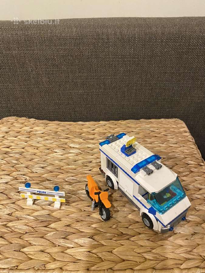 Parduodami Lego rinkiniai bei dėtalės - nuotraukos Nr. 2