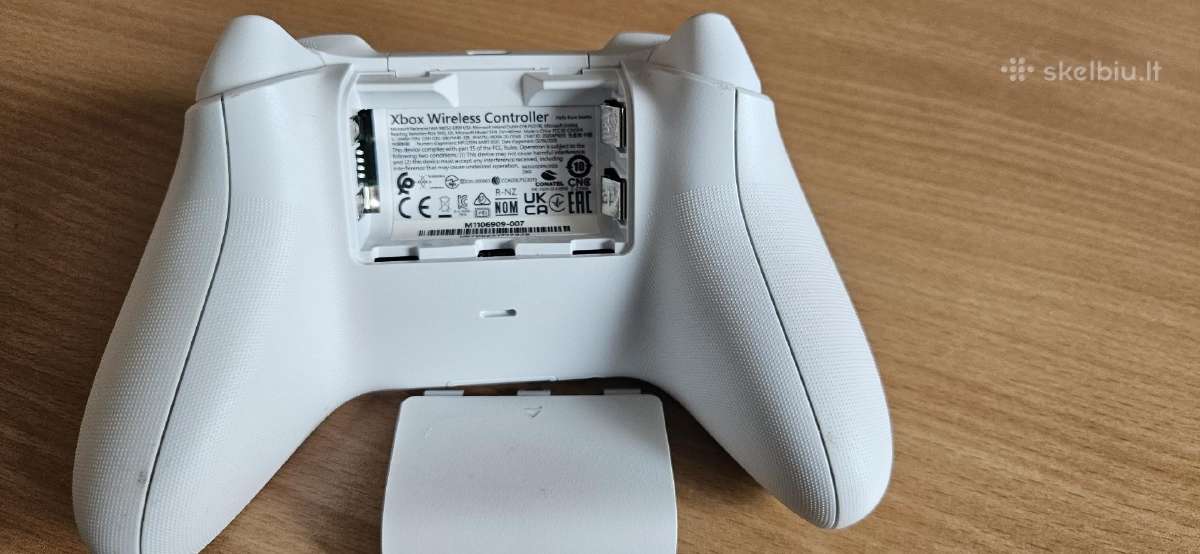 Originalus Xbox belaidis valdiklis (baltas) - nuotraukos Nr. 4