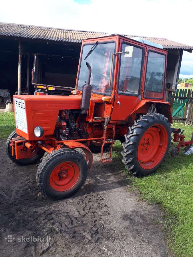 Parduodu traktoriu t 25