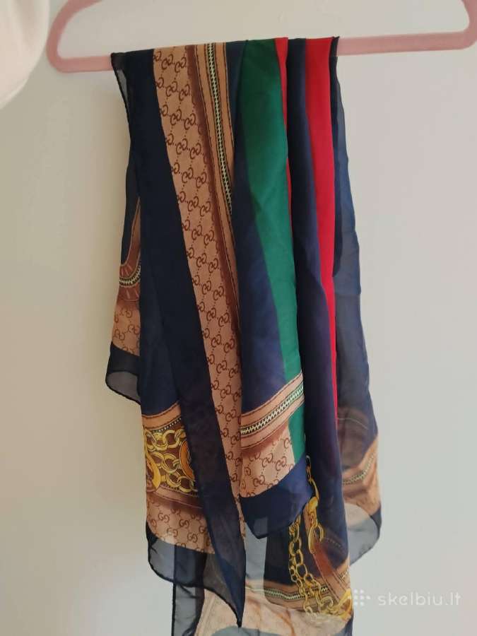 Gucci skarą didelė šilkinė