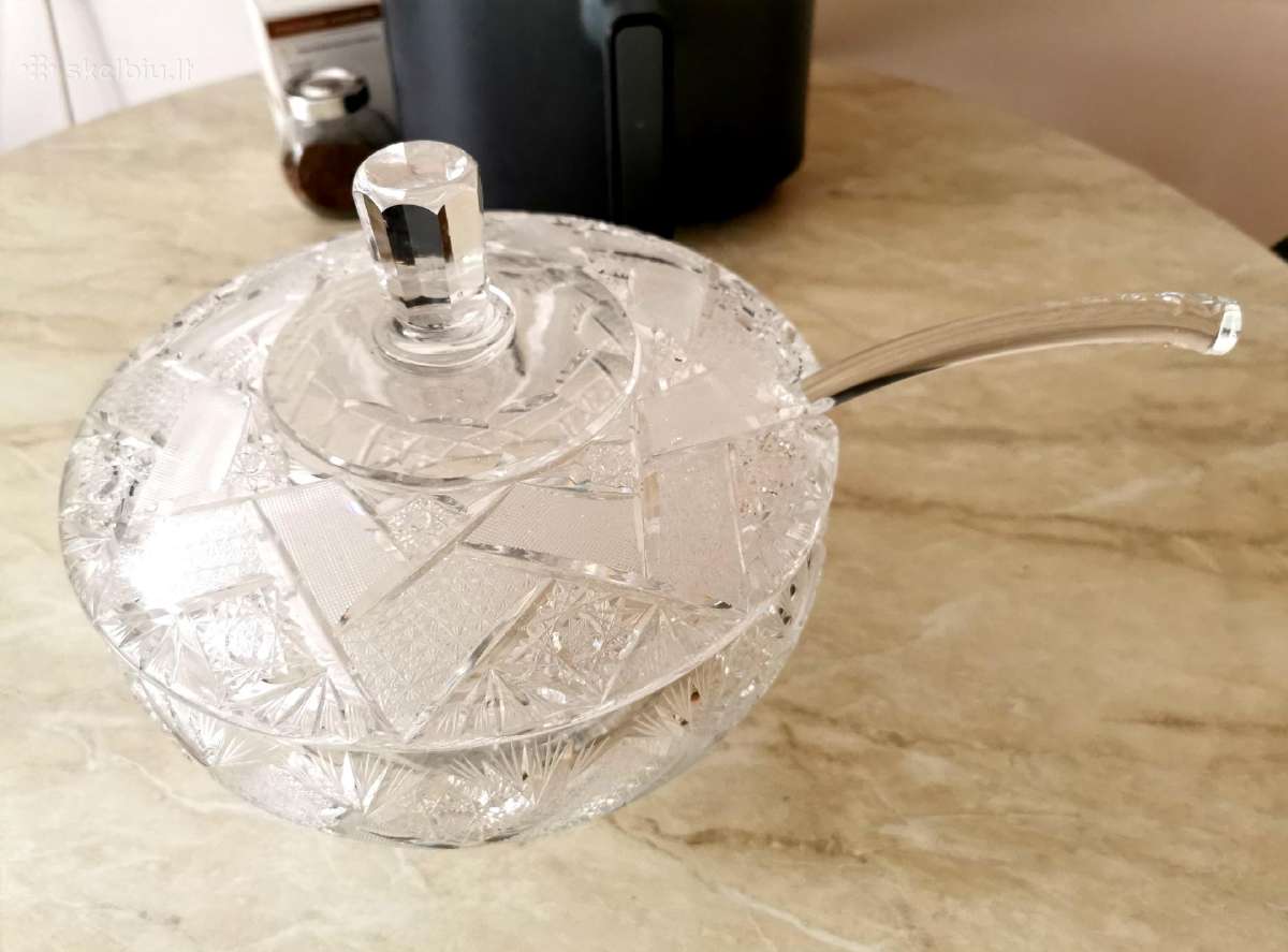 Vintažinis Bohemijos tikro krištolo gėrimų indas