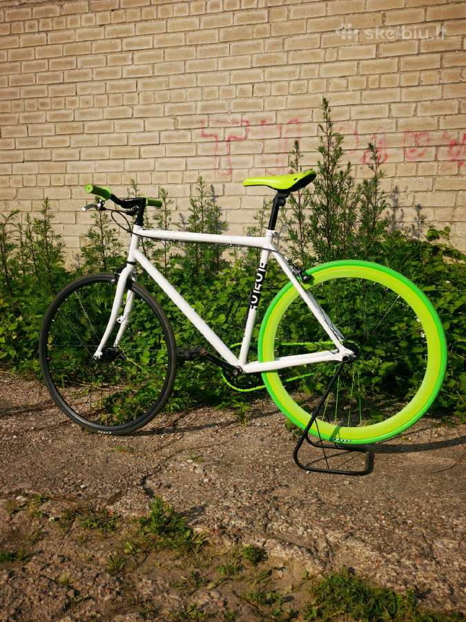 Schwinn Cutter, fixed gear.