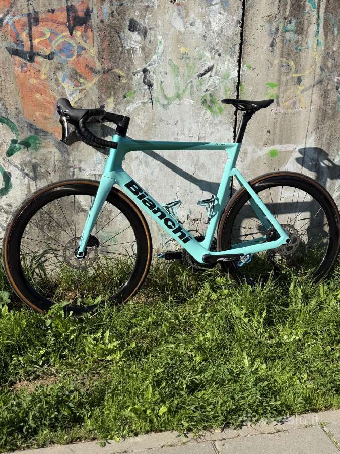 Bianchi oltre
