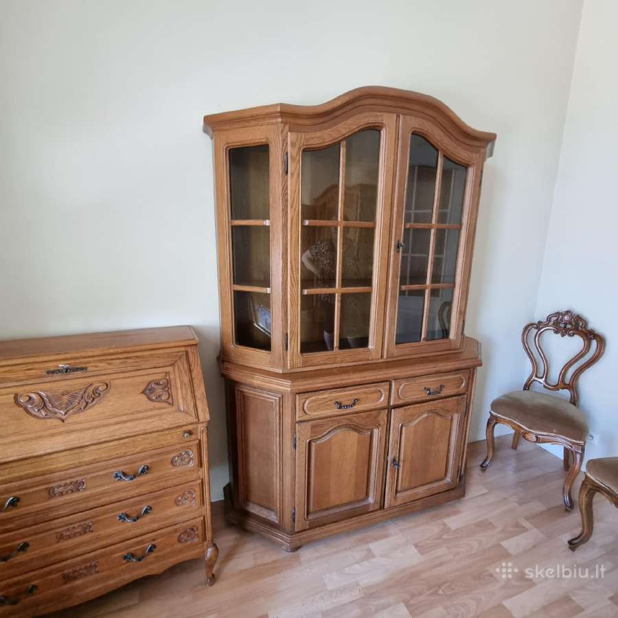 Retro stiliaus, sendinto ąžuolo indauja/bufetukas