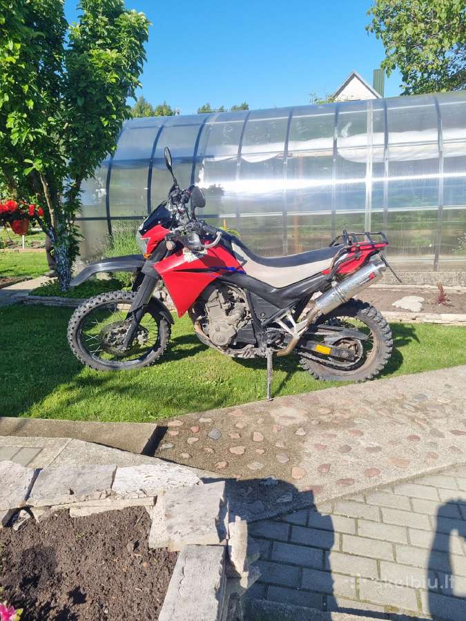 Parduodu yamaha xt660r - nuotraukos Nr. 4