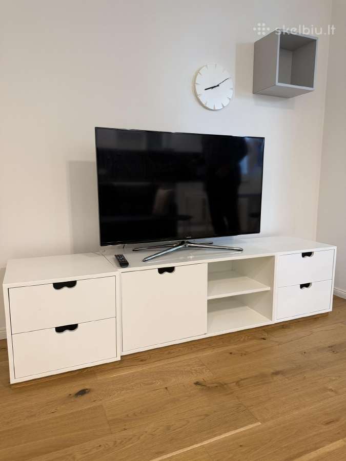 TV komoda iš 3 dalių
