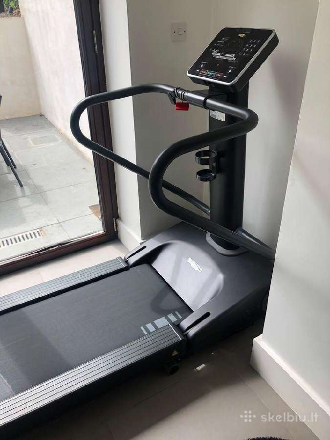 Bėgimo takelis Technogym Spazio Forma