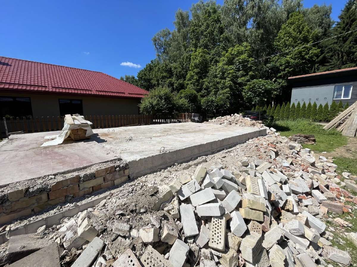 Dovanoju 3 briaunuotas perdangos plokštes