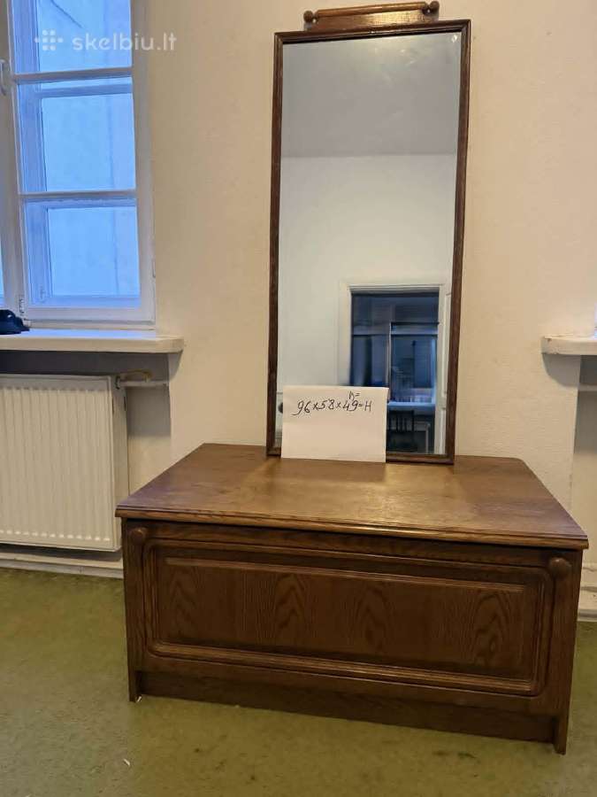 Ąžuolinis prieškambario baldas