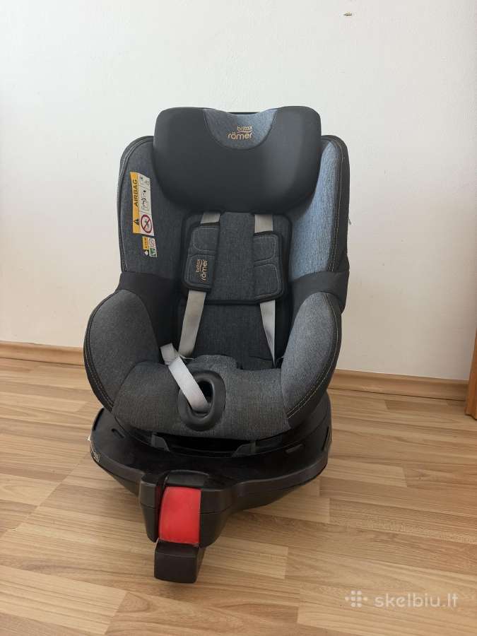 Britax Römer Dualfix M i-size automobilinė kėdutė