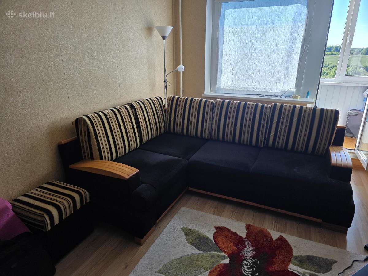 Minkštas kampinis sofa-lova su patalynės dėže
