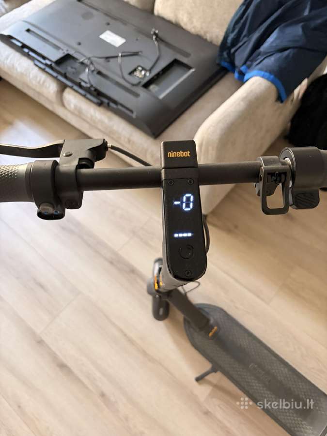 Segway Ninebot Max G2 – 1072 km, labai gera būklė