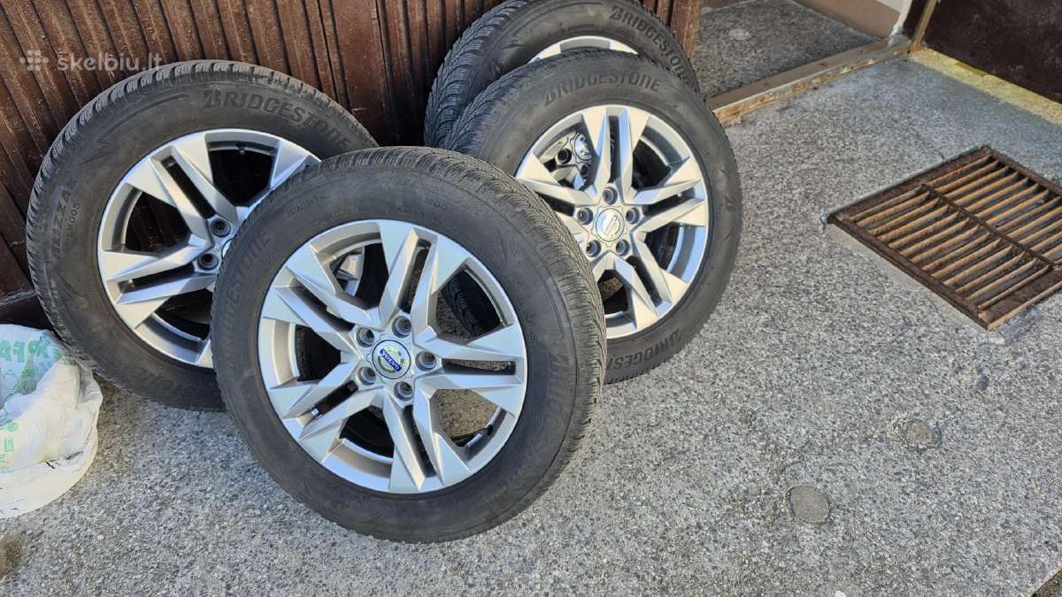 16" 5x108.00 Et49 Cb63.40 J6.50 su žiem padangom