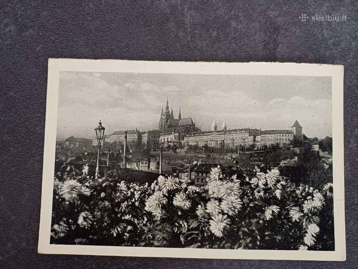 Sena atvirute Praga