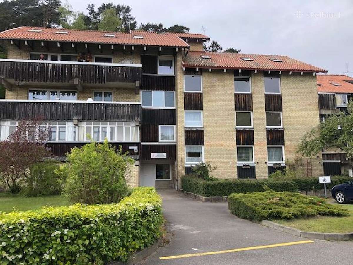Už Vieną kainą Du Butai Juodkrantės centre