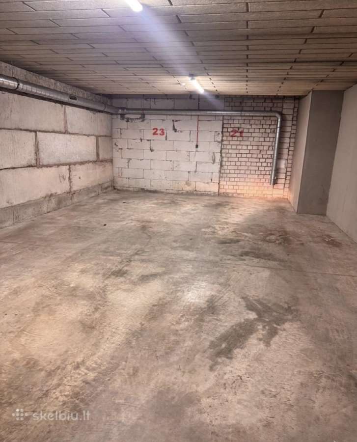 Požeminė 26 kv m parkavimosi vieta Leičių g.