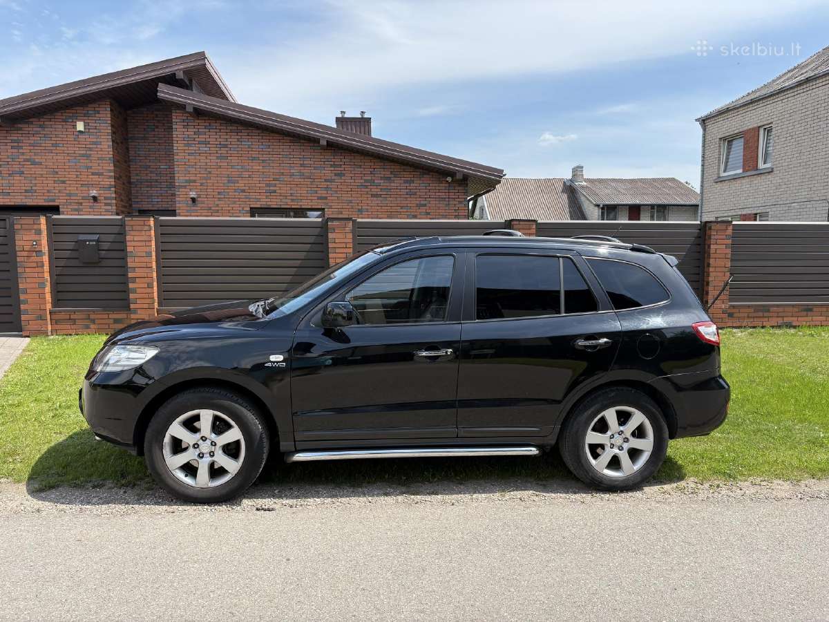 Parduodu Hyundai Santa Fe automobilį