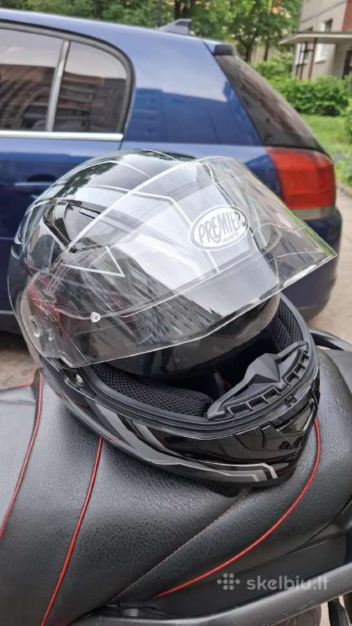 Parduodamas geras Premier motociklo šalmas