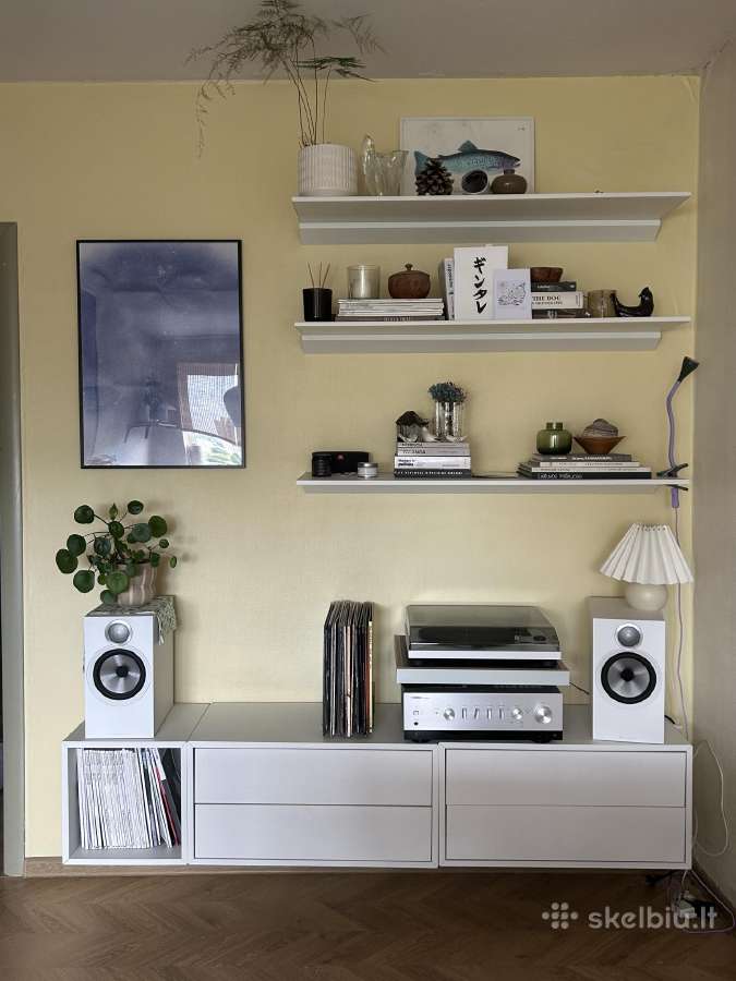 Ikea lentynos