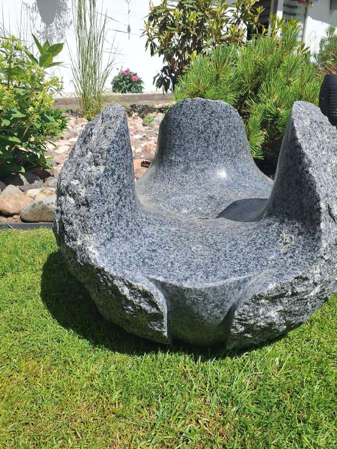 Sodo dekoracija fontanui