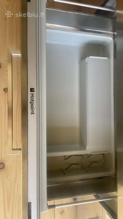 Hotpoint integruojamas šaldytuvas-stalčius - nuotraukos Nr. 10